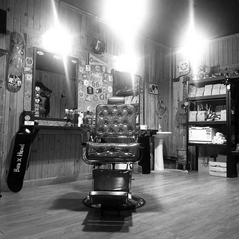 BOTM: BurnxHead Barbers | Uppercut Deluxe AU